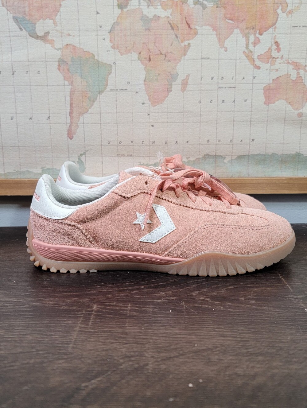 BRAND NEW Converse Run Star Trainer "Flamingo Fade" Women's Size 8.0